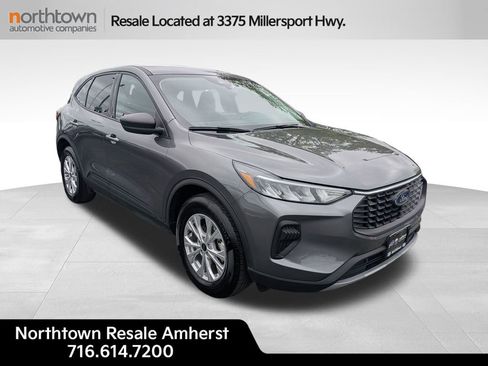 Used 2025 Ford Escape Active image 1