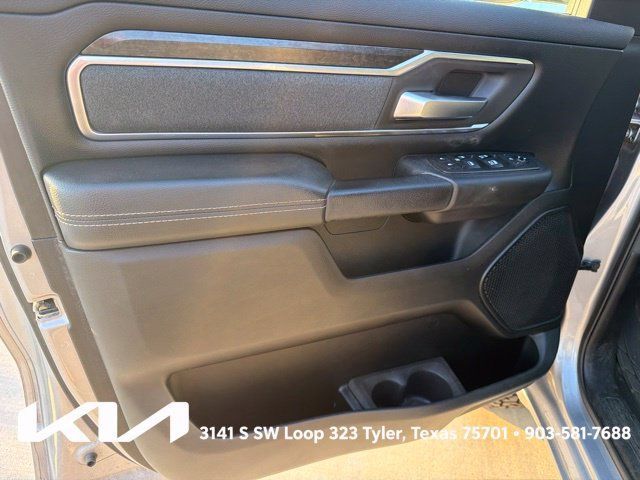Used 2019 RAM 1500 Big Horn AWD/4WD image 14