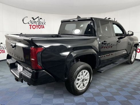 Used 2025 Toyota Tacoma SR5 image 8