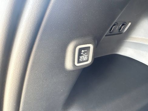 New 2026 Jeep Cherokee Limited AWD/4WD image 19