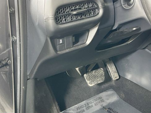 Used 2023 Honda HR-V LX image 10