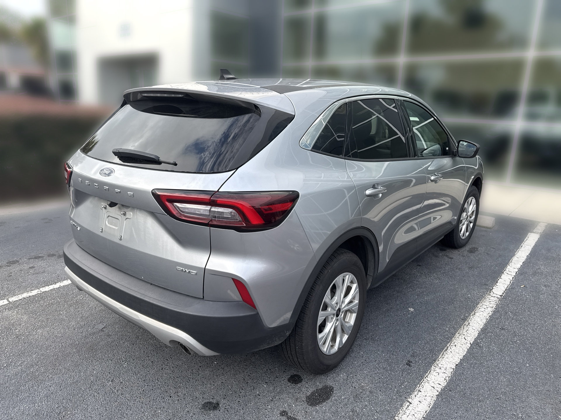 Used 2024 Ford Escape Active AWD/4WD image 4