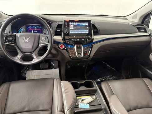 Used 2019 Honda Odyssey Elite image 18