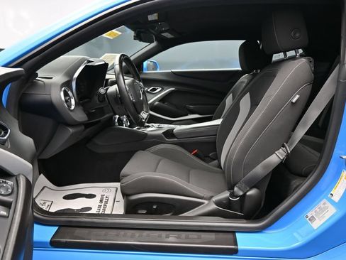 Used 2023 Chevrolet Camaro LS RWD image 9