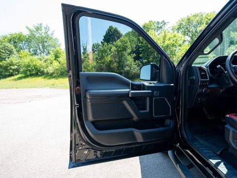 Used 2018 Ford F150 Lariat w/ Equipment Group 502A Luxury AWD/4WD image 11