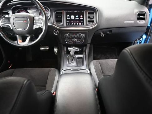 Used 2015 Dodge Charger R/T Scat Pack w/ Technology Group image 28