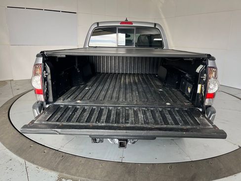 Used 2015 Toyota Tacoma 4x4 Double Cab image 24