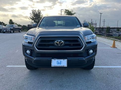 Used 2023 Toyota Tacoma SR5 RWD image 2