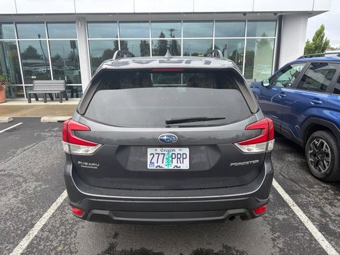 Used 2023 Subaru Forester Premium AWD/4WD image 4