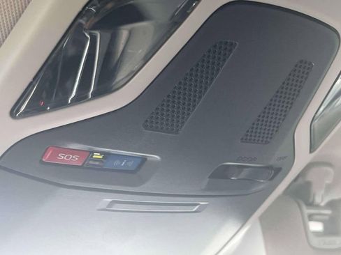 Certified 2022 Subaru Outback Onyx Edition XT image 12