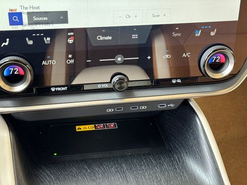 New 2026 Lexus RZ 350e 2WD image 24