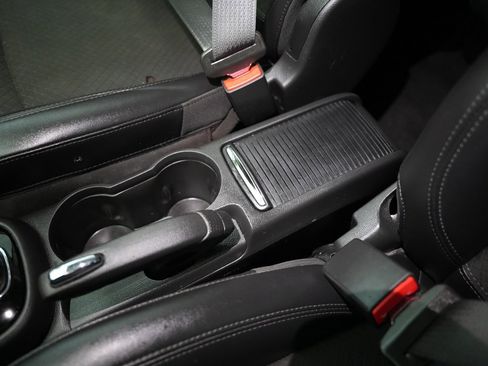 Used 2019 Buick Encore Preferred image 29