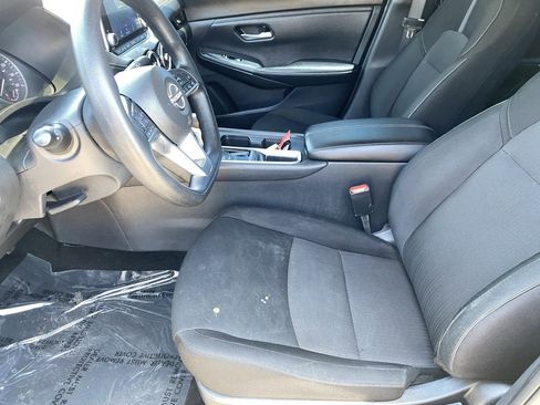 Certified 2025 Nissan Sentra SV FWD image 27