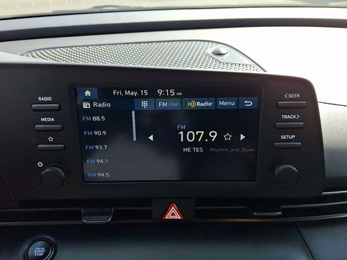 Certified 2025 Hyundai Elantra Sport FWD image 16