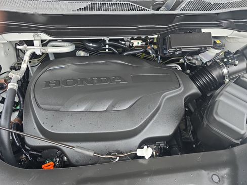 Used 2024 Honda Ridgeline Sport image 28
