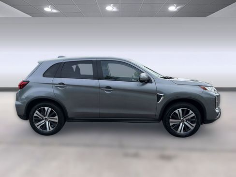 Used 2025 Mitsubishi Outlander Sport AWD image 8