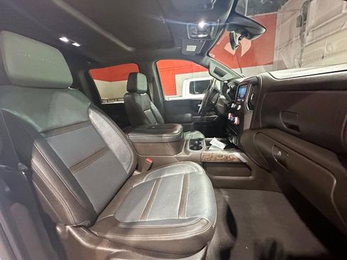 Used 2020 GMC Sierra 3500 Denali w/ Denali Ultimate Package AWD/4WD image 23
