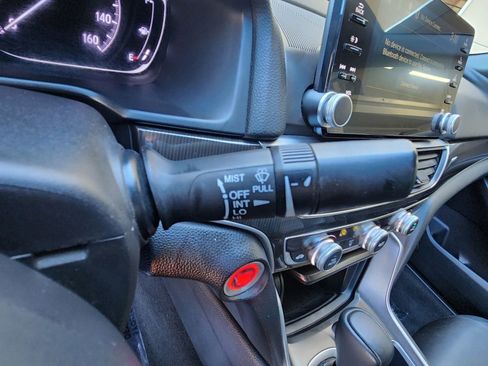 Used 2019 Honda Accord Sport image 15