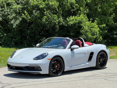Used 2025 Porsche 718 Boxster GTS RWD image 1