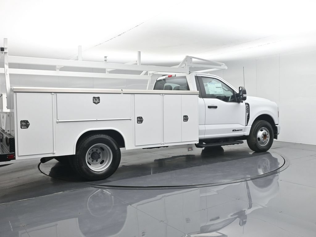 New 2025 Ford F350 XL w/ XL Chrome Package RWD image 32