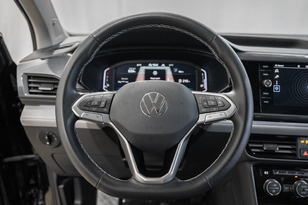 Used 2023 Volkswagen Taos SEL AWD/4WD image 25