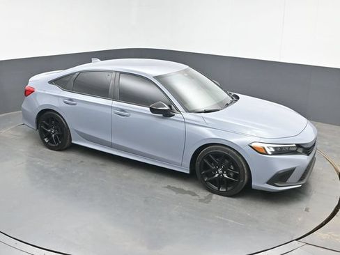 Used 2024 Honda Civic Sport image 1
