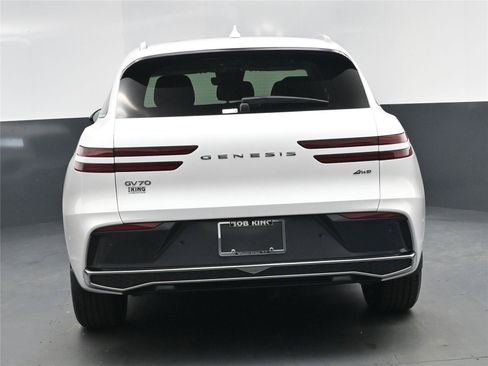 New 2026 Genesis GV70 2.5T Advanced image 23