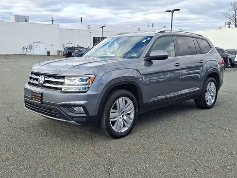 Used 2019 Volkswagen Atlas SE w/ Towing Package image 3