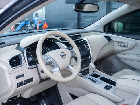 Used 2018 Nissan Murano Platinum AWD/4WD image 15