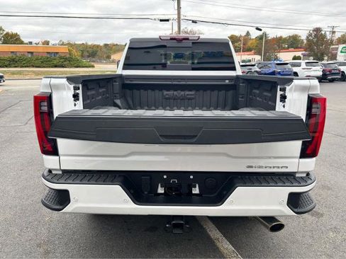 Used 2025 GMC Sierra 2500 Denali w/ Denali Reserve Package image 8