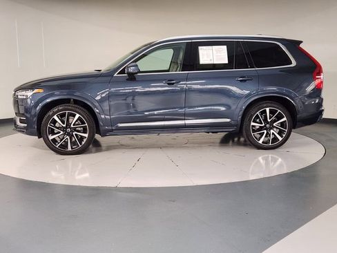 Used 2023 Volvo XC90 B6 Plus w/ Protection Package Premier image 5