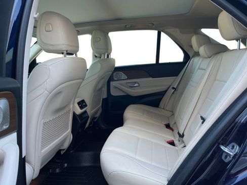 Used 2022 Mercedes-Benz GLE 450 4MATIC image 13