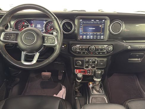 Used 2021 Jeep Wrangler Unlimited Rubicon w/ Dual Top Group AWD/4WD image 19