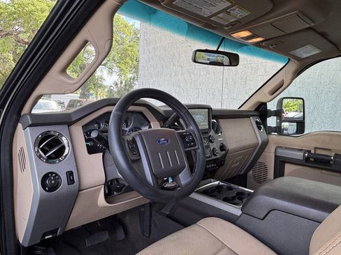Used 2015 Ford F350 Lariat w/ Lariat Interior Package AWD/4WD image 14