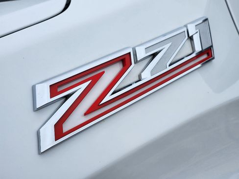 Used 2024 Chevrolet Silverado 1500 LT Trail Boss w/ Protection Package image 12