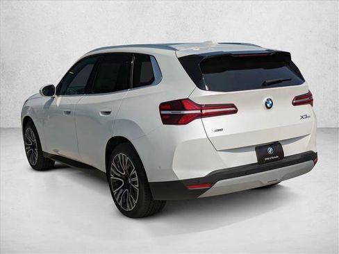 Certified 2025 BMW X3 xDrive30i w/ Convenience Package image 9