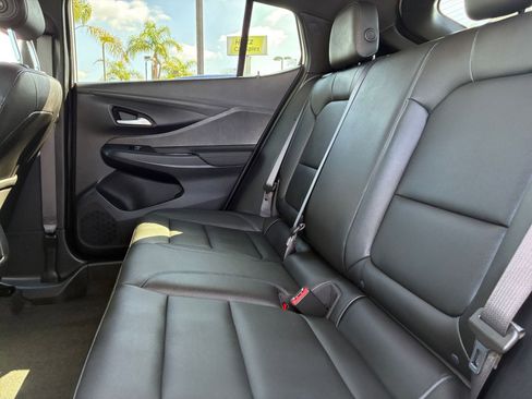 Used 2025 Buick Envista Sport Touring image 24