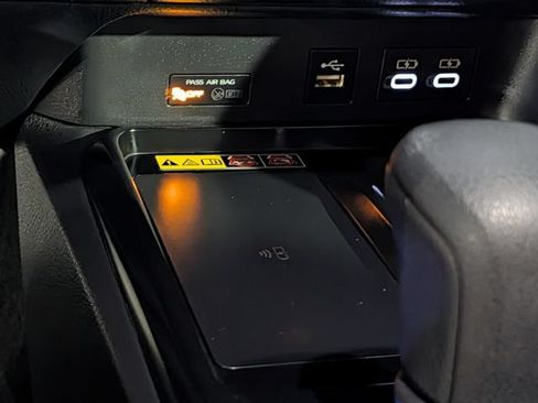 Used 2025 Toyota Camry LE FWD image 17