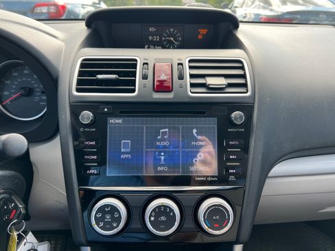 Used 2016 Subaru Forester 2.5i Premium w/ All-Weather Package AWD/4WD image 12