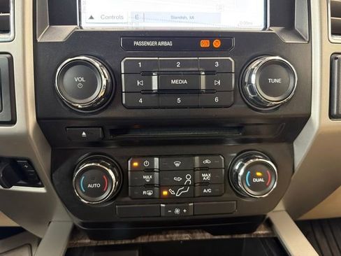 Used 2017 Ford F250 Lariat w/ Chrome Package AWD/4WD image 23