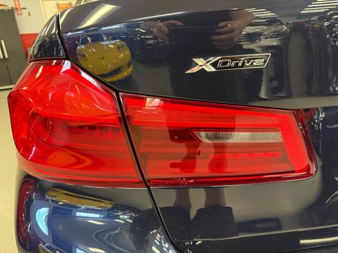 Used 2019 BMW 540i xDrive AWD/4WD image 12