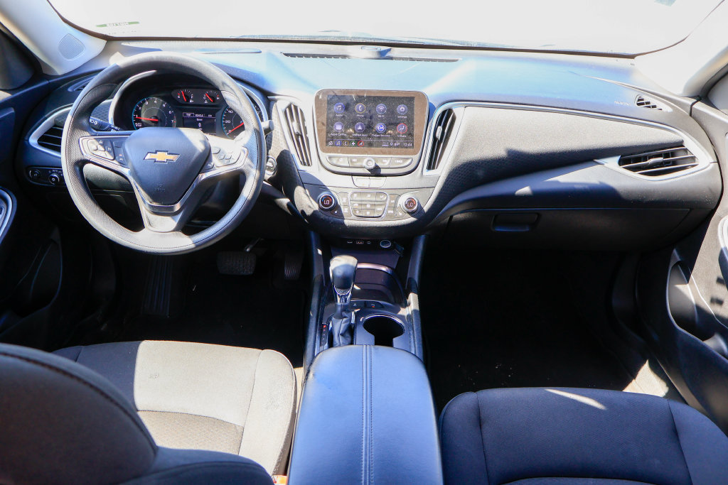 Used 2025 Chevrolet Malibu LT FWD image 6