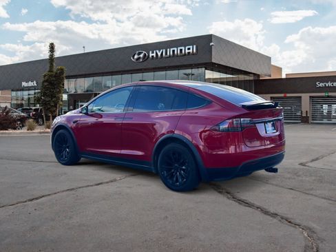 Used 2017 Tesla Model X 100D image 3