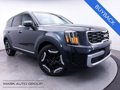 Used 2024 Kia Telluride S w/ S Sunroof Package
