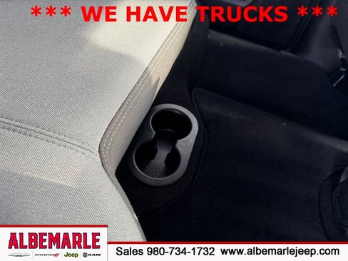 Used 2024 RAM 2500 Big Horn w/ Bed Utility Group image 38