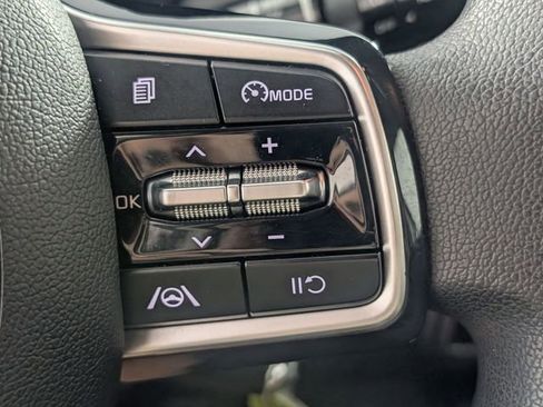 Used 2022 Kia Sorento LX image 15