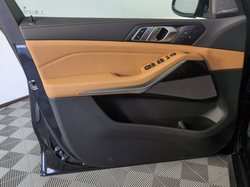 New 2026 BMW X5 M60i w/ Climate Comfort Package image 10