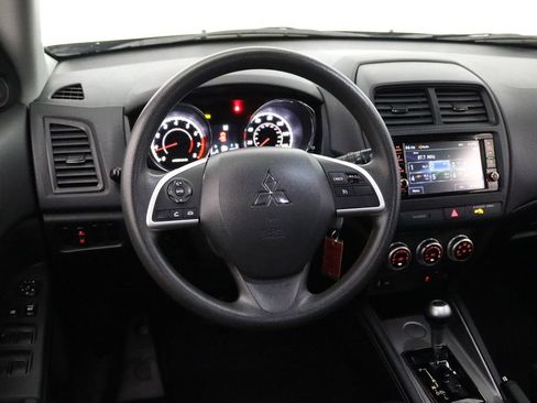 Used 2021 Mitsubishi Outlander Sport ES FWD image 12