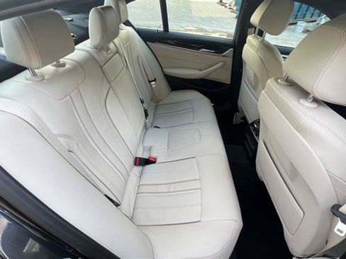 Used 2018 BMW 530e RWD image 54