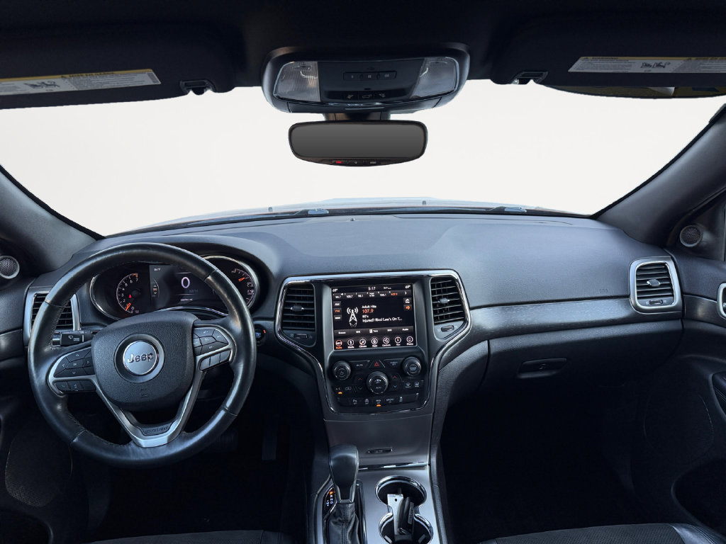 Used 2018 Jeep Grand Cherokee Altitude AWD/4WD image 10